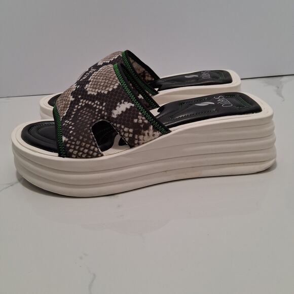Franco Sarto Vina Women Snake Fabric Print Platform Size 8M - Picture 2 of 11